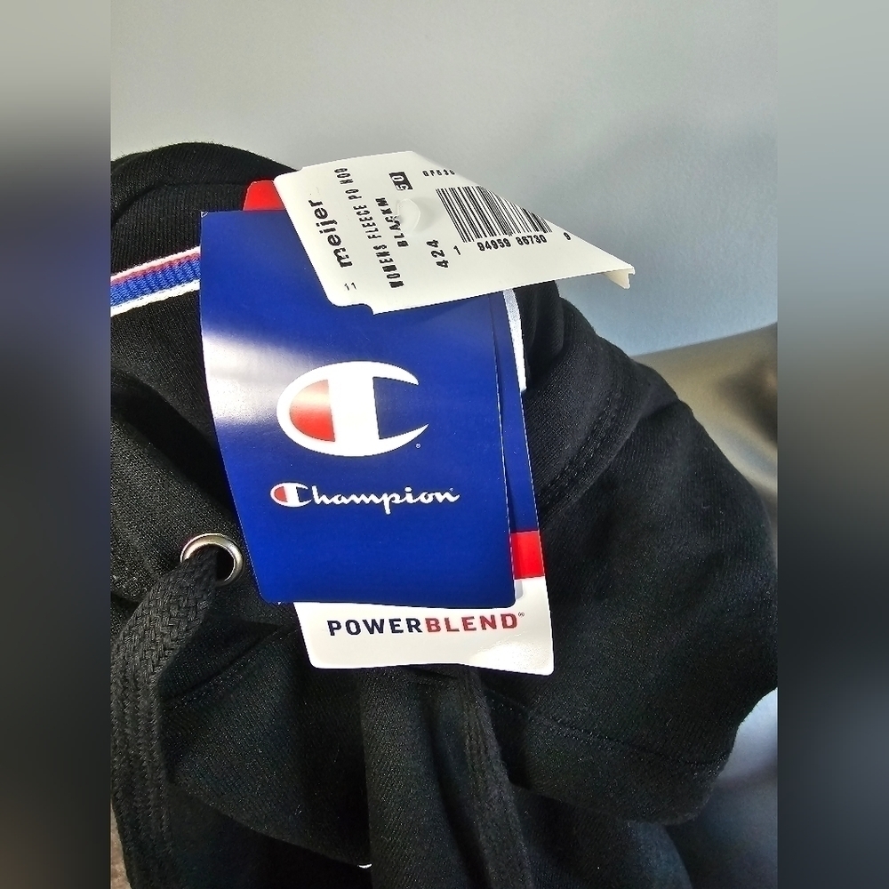 Champion Women's Logo Hoodie Multiple Sizes - Picture 3 of 10